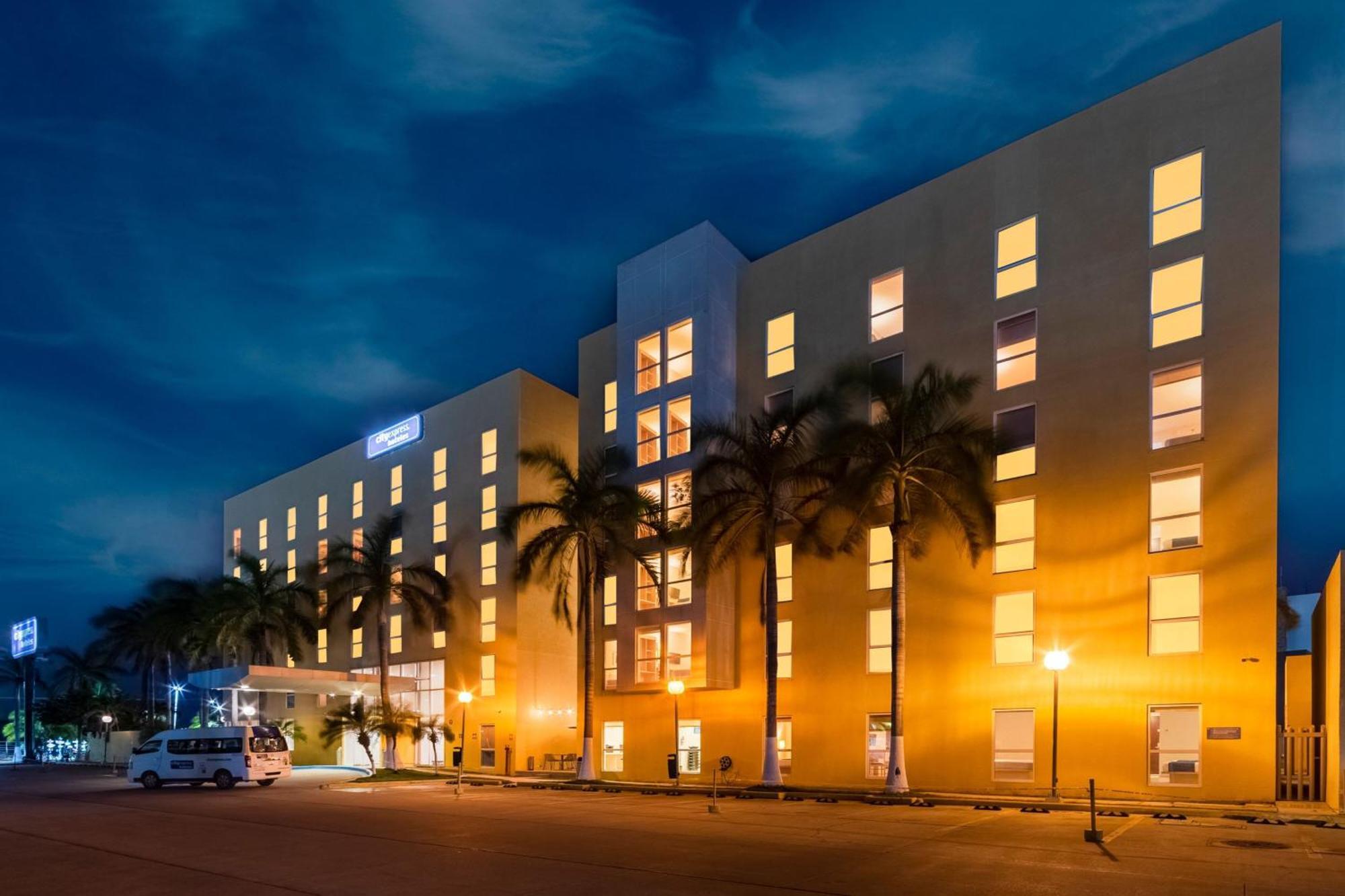 City Express By Marriott Ciudad Del Carmen Hotel Exterior foto